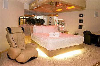 Sybaris Pool Suites Frankfort - Adults Only Dış mekan fotoğraf